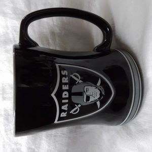2017 NFL Officially Licensed Oakland Raiders Mug